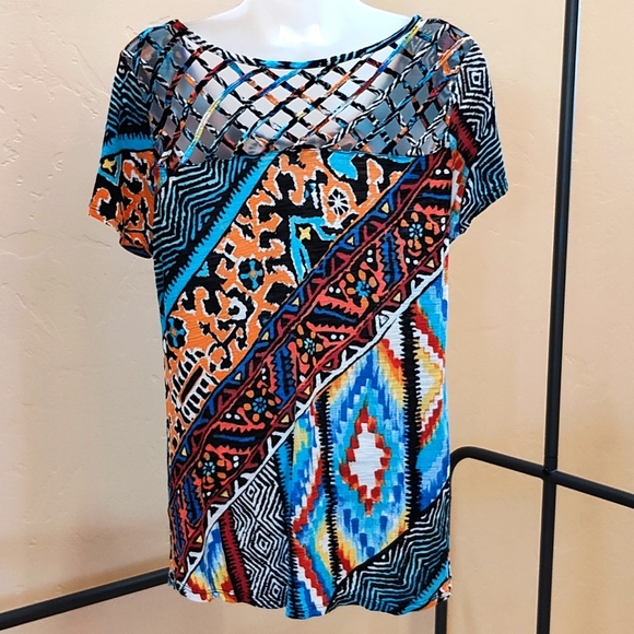 Cable & Gauge Short sleeve abstract print top - Picture 3 of 5